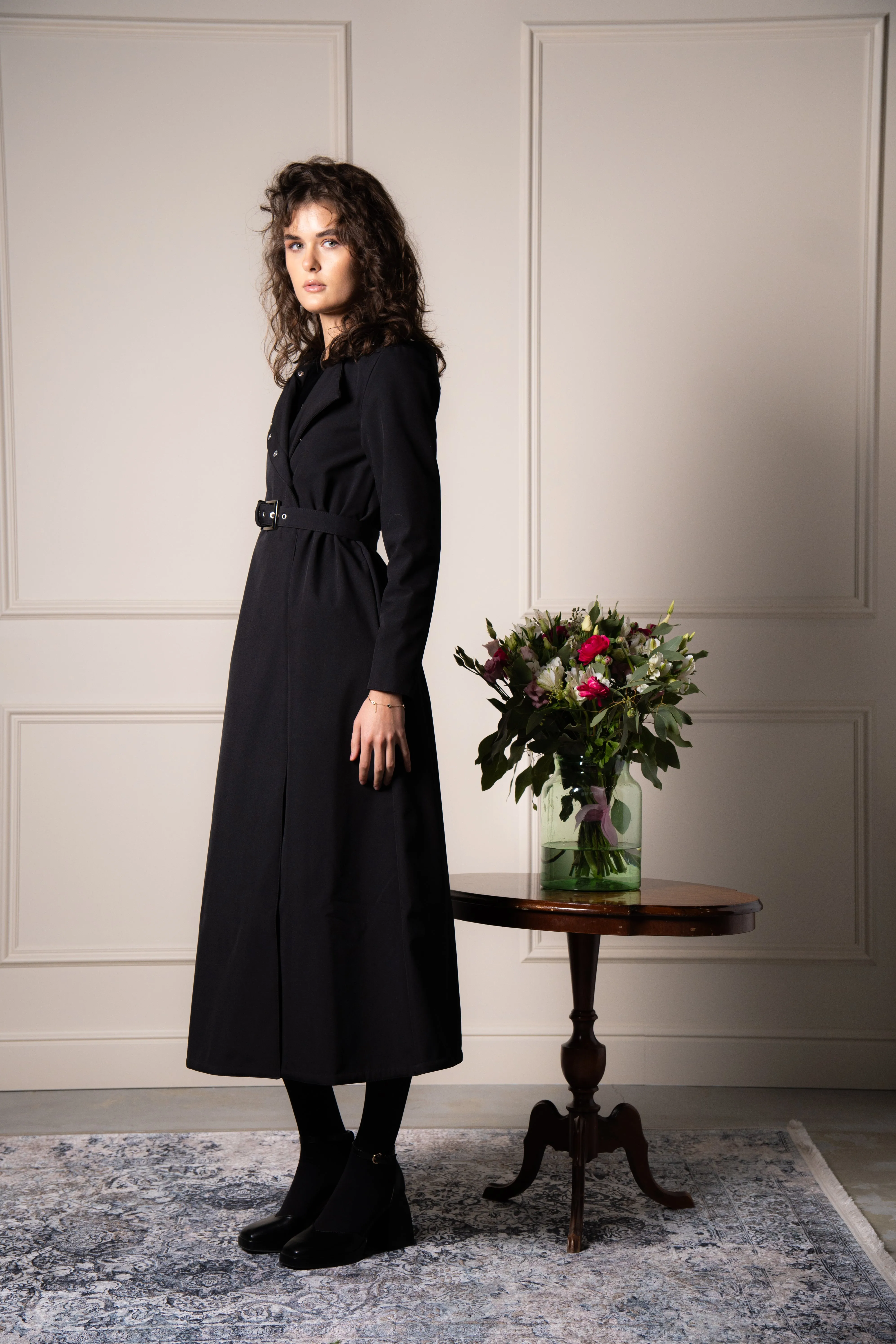'Black Classic' coat in size S long (with imperfection)