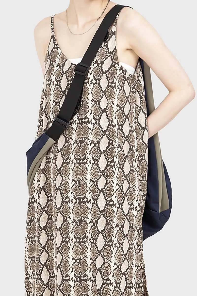 Men's and women's stitching messenger bag