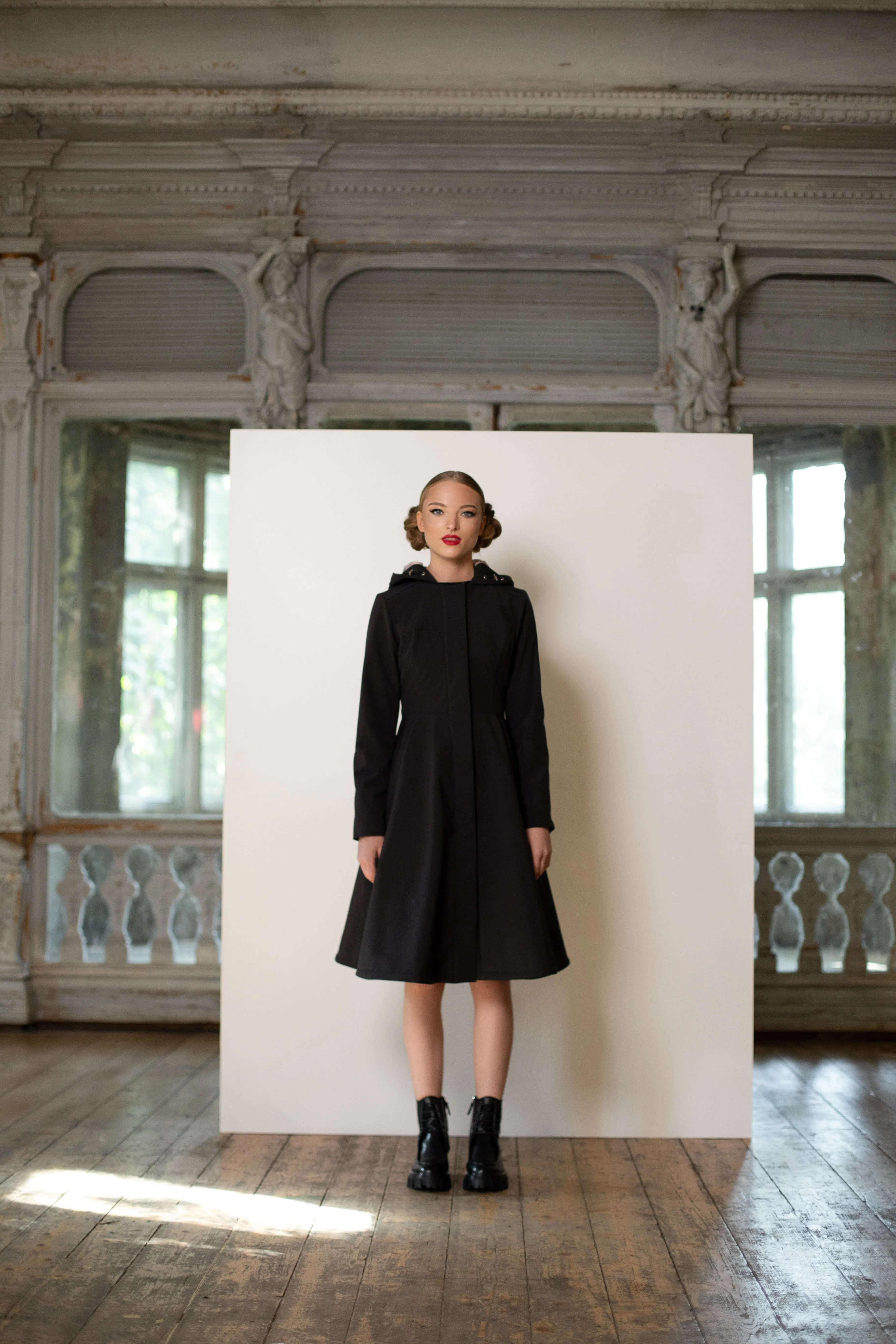'Midnight Black' Coat in size XS (with imperfection)